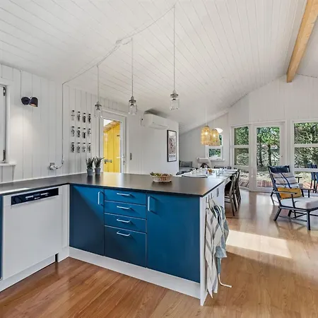 Antto - 900m From The Sea By Interhome Nyaraló